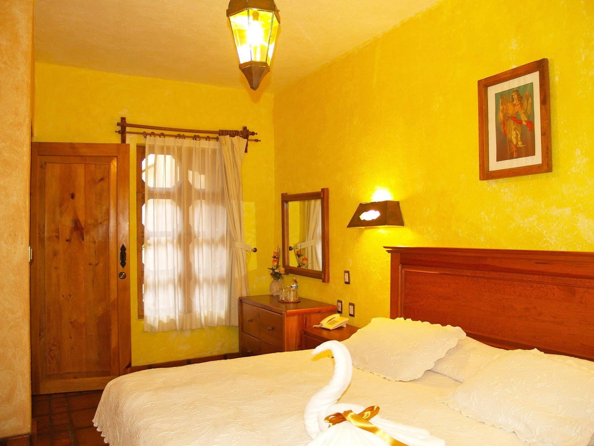 Hotel Refugio Del Angel Pátzcuaro Exterior foto